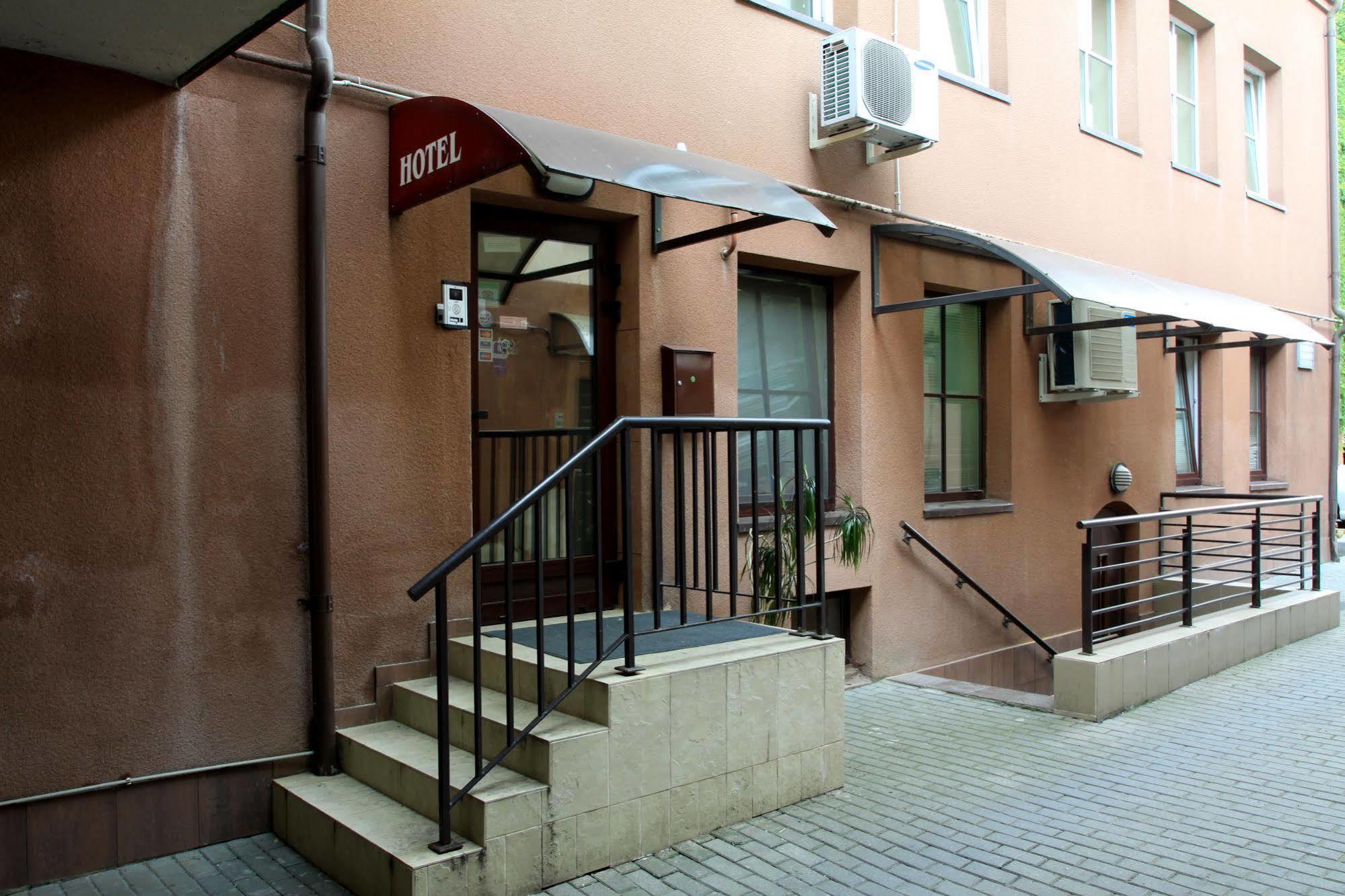 Hotel Radharane Kaunas Exterior photo